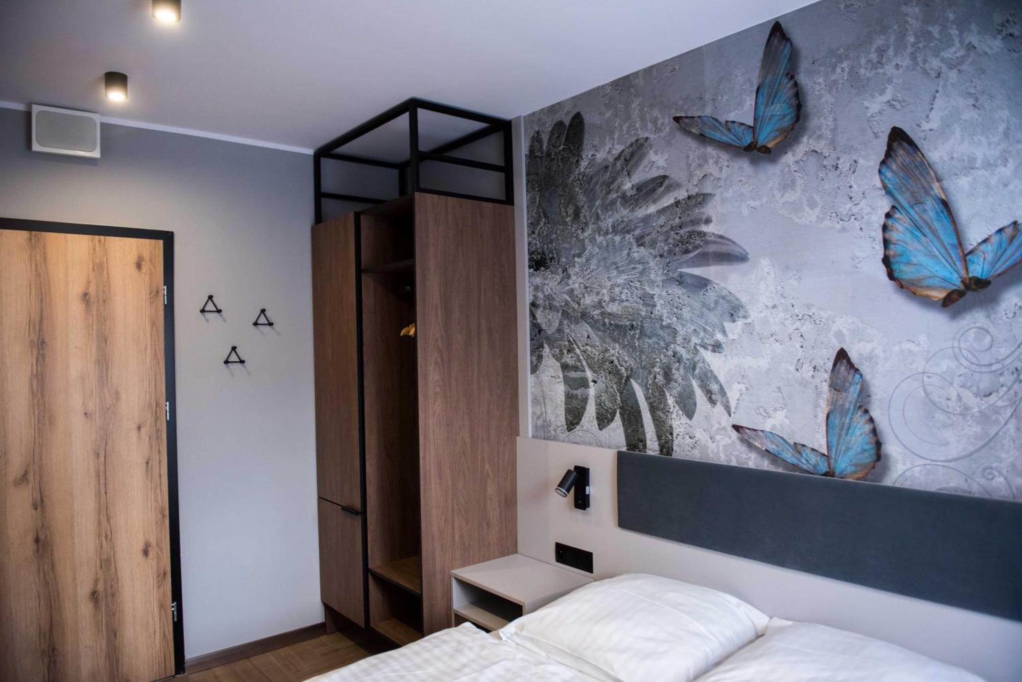 Hotel Paradiso Suchedniów Buitenkant foto