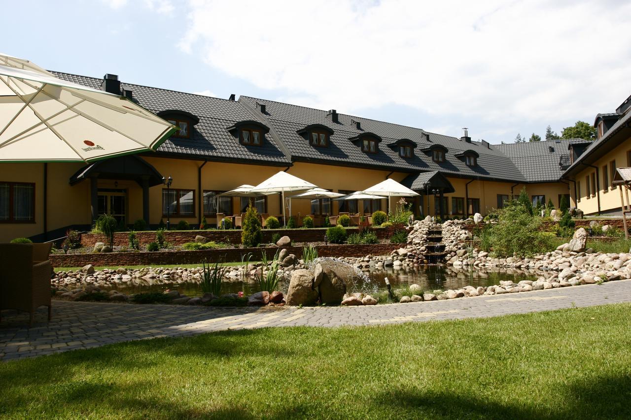 Hotel Paradiso Suchedniów Buitenkant foto