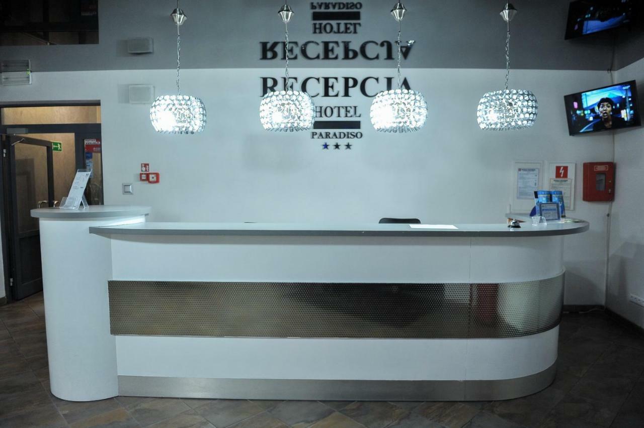 Hotel Paradiso Suchedniów Buitenkant foto